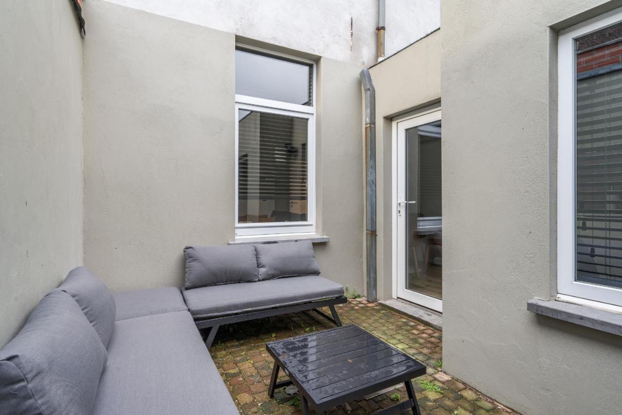 Apartmán Cosy, Furnished & Renovated Flat With Outside Lounge Gent Exteriér fotografie