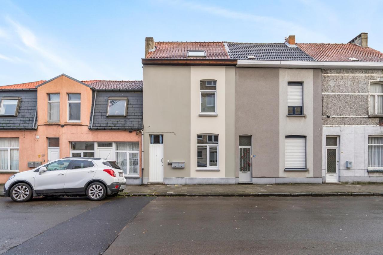 Apartmán Cosy, Furnished & Renovated Flat With Outside Lounge Gent Exteriér fotografie